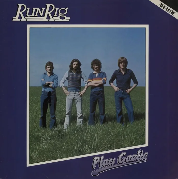 Runrig Play Gaelic – EX UK Vinyl LP